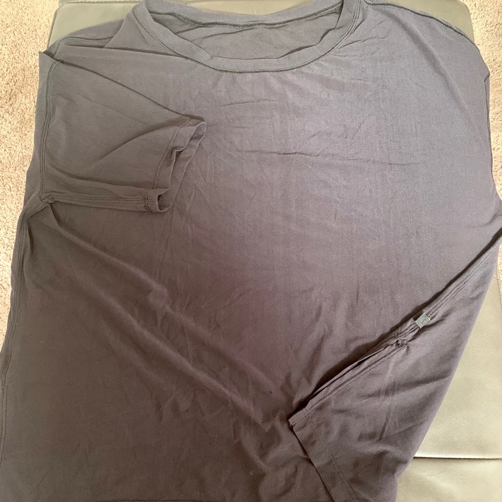 Lululemon Crop Tee Size 6